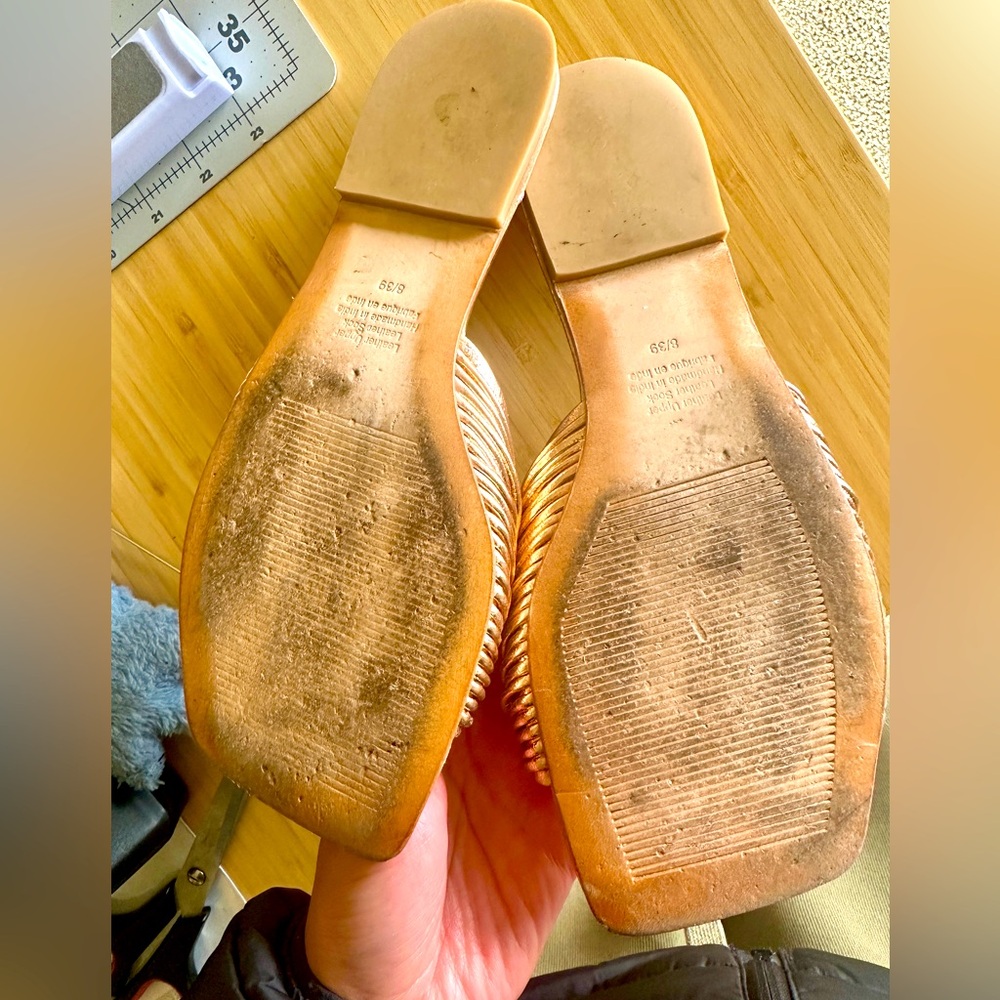 Jeffrey Campbell Naughty Slide Sandals size 8 in Rose gold - Picture 3 of 4